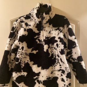 Cowprint Sherpa feel pullover Good condition shows signs of wear